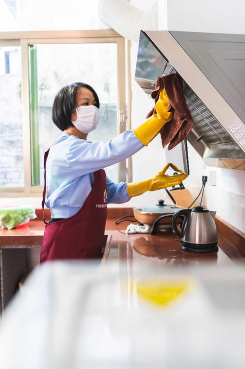 特色家政服務(wù)百花齊放 高質(zhì)量家政品牌在南粵崛起